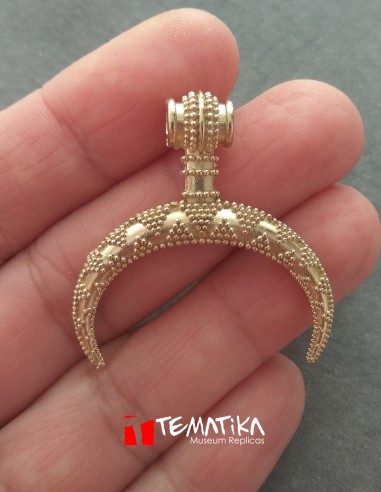 Amuleto luna creciente