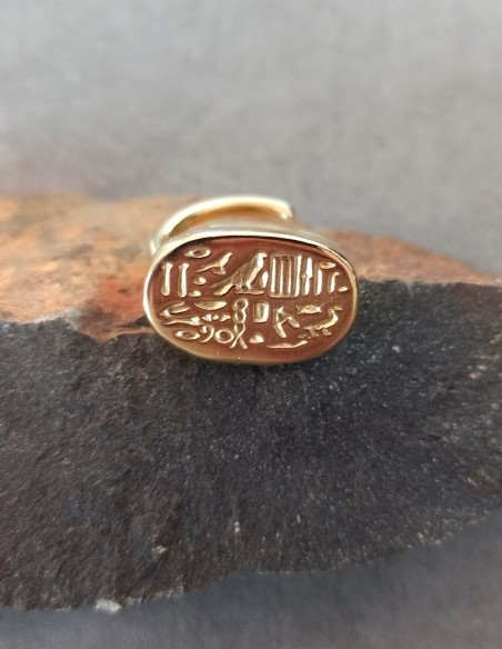 Hieroglyph ring
