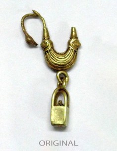 Phoenician Horus earrings 2