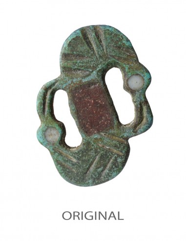 S shaped bronze brooch
