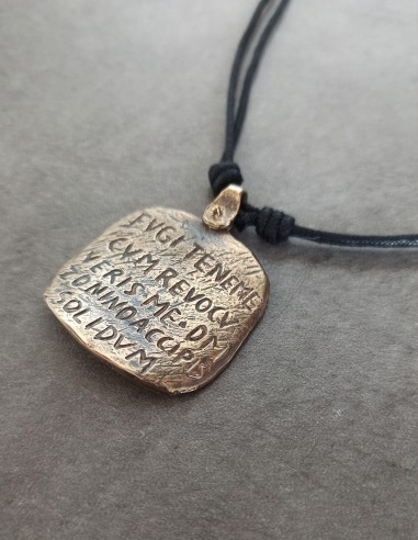 pendentif collier esclave romain