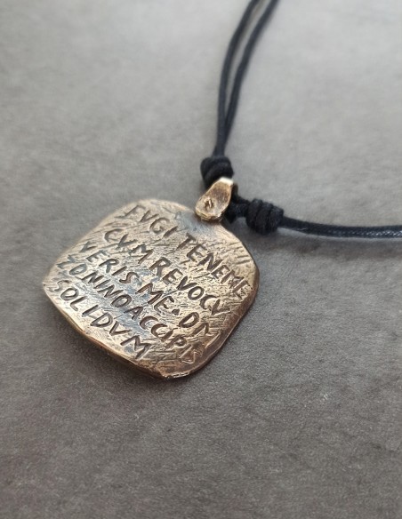 pendentif collier esclave romain