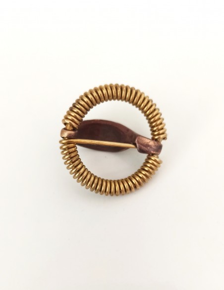 Hispanic annular brooch