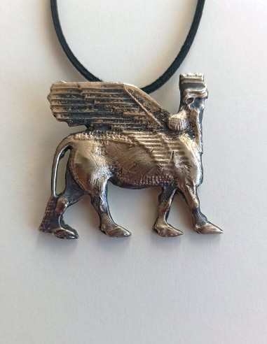 pendant winged bull lamassu