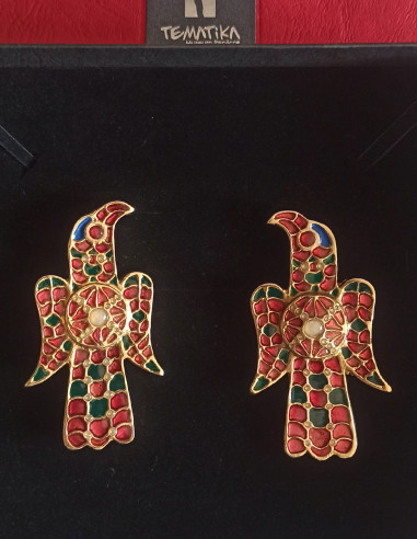 Eagle shape brooch Barros