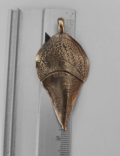 acorn shaped pendant 2