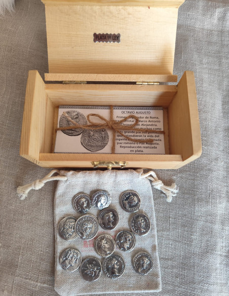 Wedding coins (denarii)