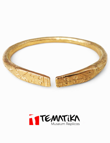 snake bracelet ancient roman jewelry