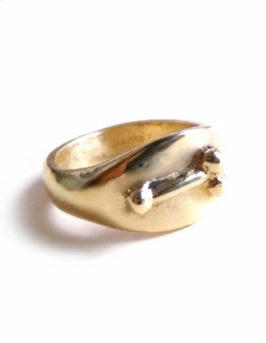 Bague amulette phallique