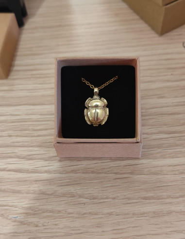 Ciondolo scarabeo egiziano