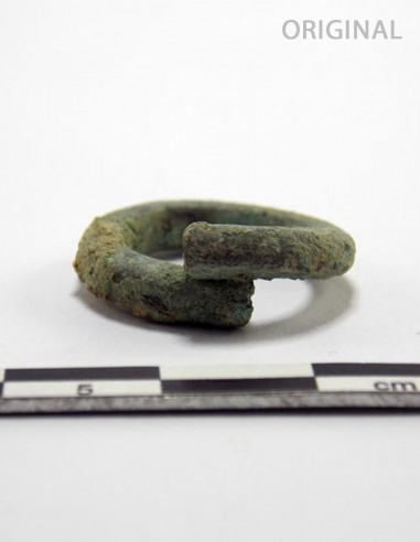 bague de joaillerie ibérique ancienne