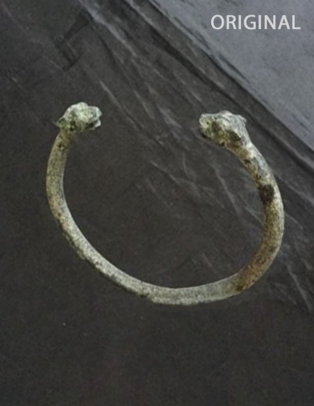 Wolf bracelet