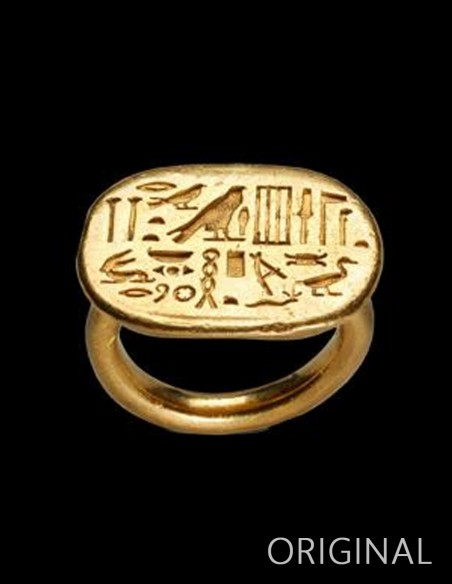 Hieroglyphic egiptian jewelry