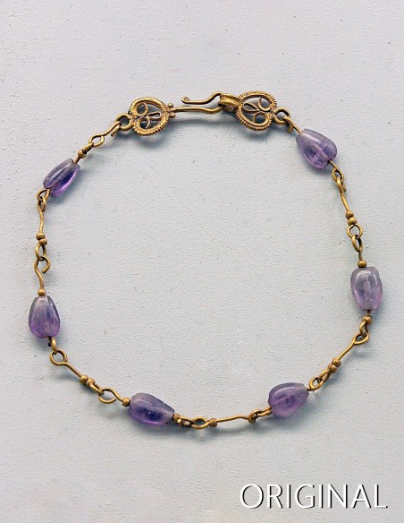 Amethyst bracelet Crypta Balbi roman jewelry
