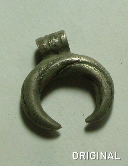 lunula pendant roman jewelry