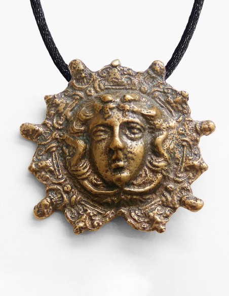 Medusa pendant