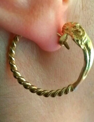 Pendientes cabeza carnero