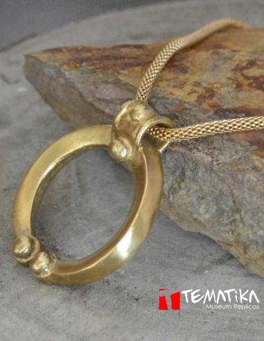 colgante lunula joyas romanas